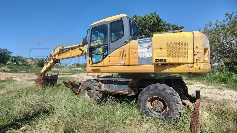 EXCAVADORA KOMATSU PW180-7K 2006 POT. 156 HP, CAP. 1,13 M³, PLACA: MC527162 Ubic.: TURBACO, BOLIVAR — imagen 6 de 8