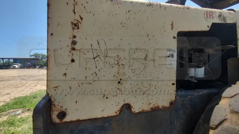 VIBROCOMPACTADOR INGERSOLL RAND SD100DC 2006 POT. 125 HP, CAP. 10 TON, Ubic.: TURBACO, BOLIVAR — imagen 4 de 8