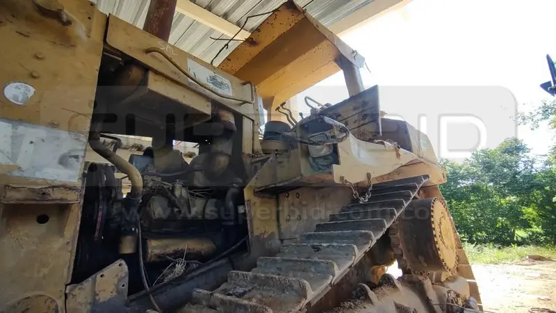BULLDOZER CATERPILLAR D8L 1982 POT. 335 HP, CAP. 38 TON, PLACA: MC350097 Ubic.: TURBACO, BOLIVAR — imagen 4 de 8
