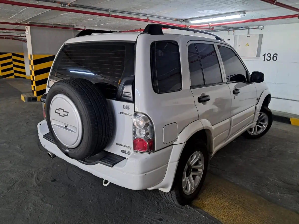 Campero Chevrolet Grand Vitara 2007 — imagen 3 de 9