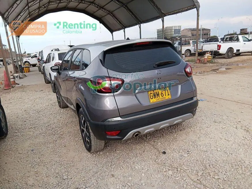 Camioneta Renault CAPTUR 2022 — imagen 2 de 12
