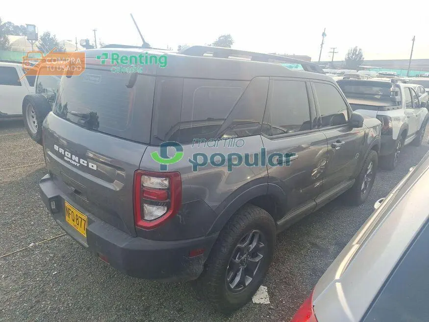 Camioneta Ford Bronco 2023 — imagen 6 de 12