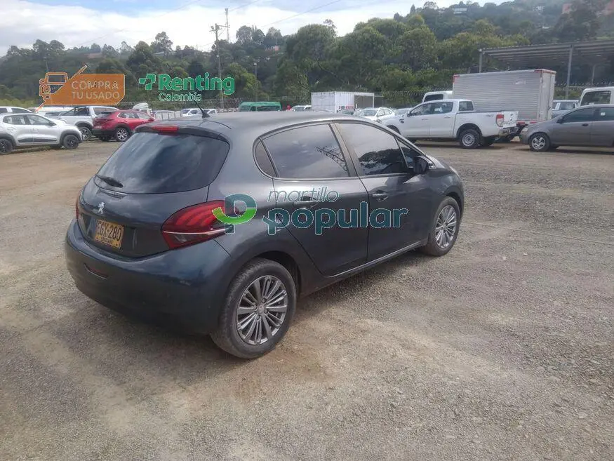 Automóvil Peugeot 2008 2017 — imagen 11 de 12