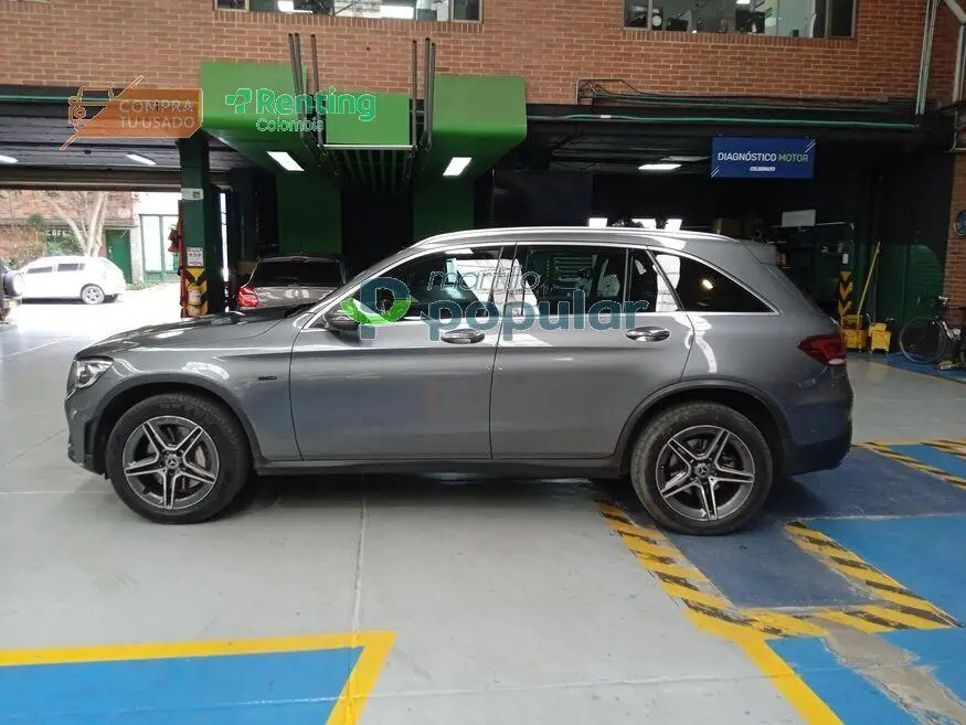 Camioneta Mercedes Benz GLC300E 2022 — imagen 10 de 12