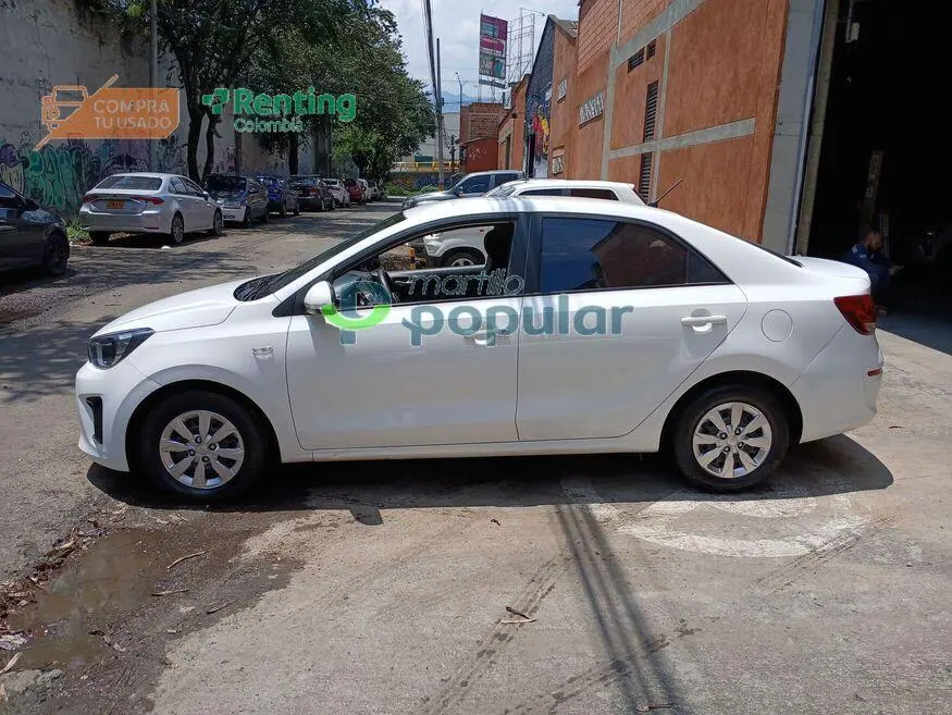 Automóvil Kia SOLUTO 2025 — imagen 12 de 12