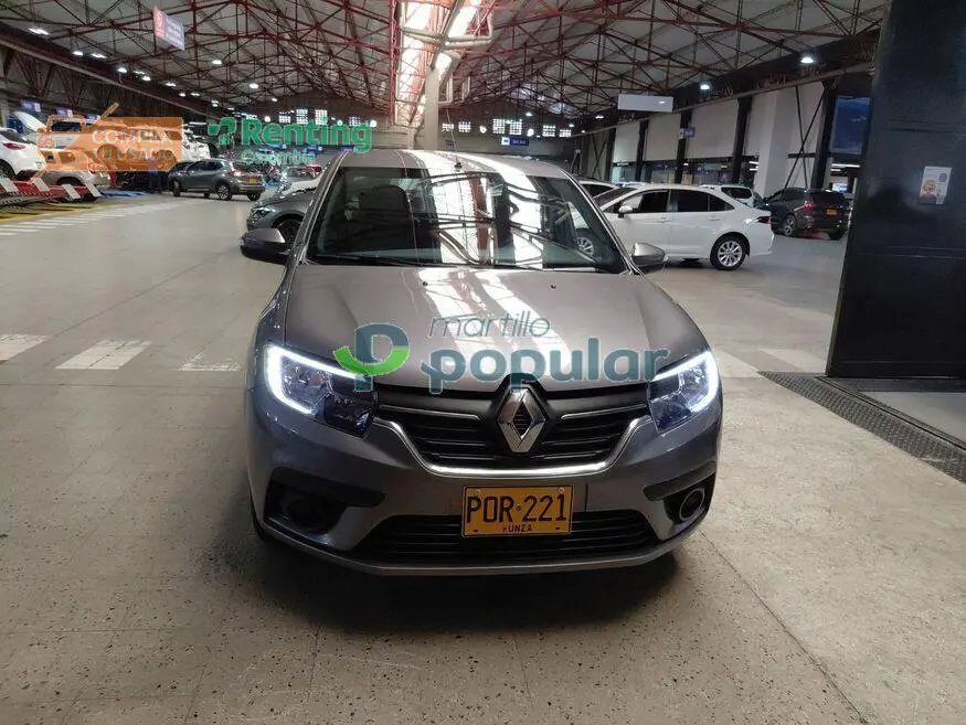 Automóvil Renault Logan 2025 — imagen 8 de 12