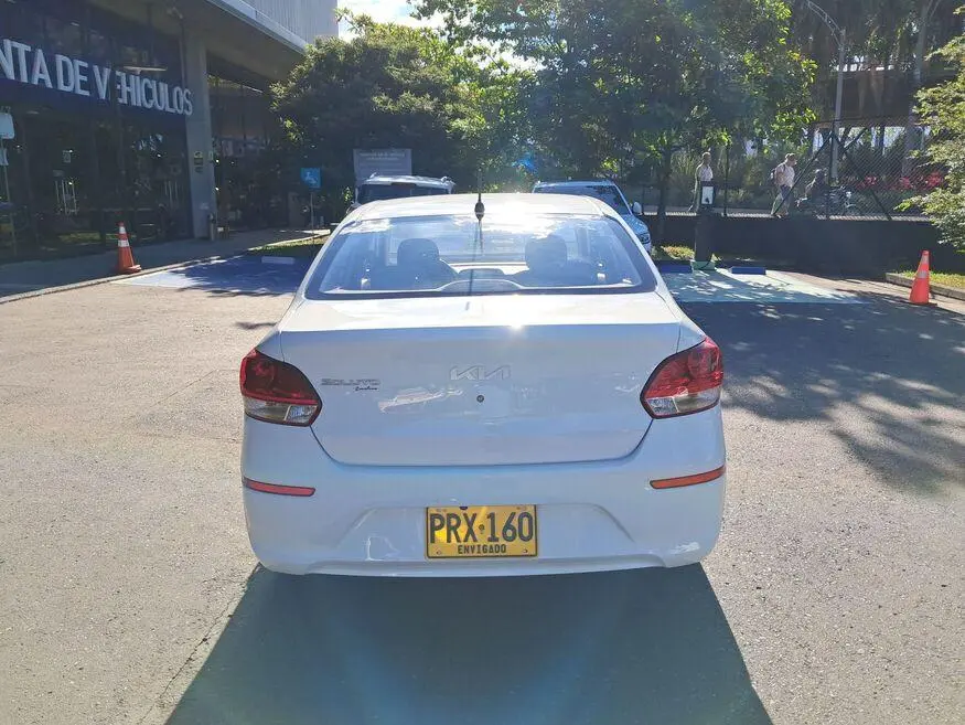 Automóvil Kia SOLUTO 2026 — imagen 6 de 12