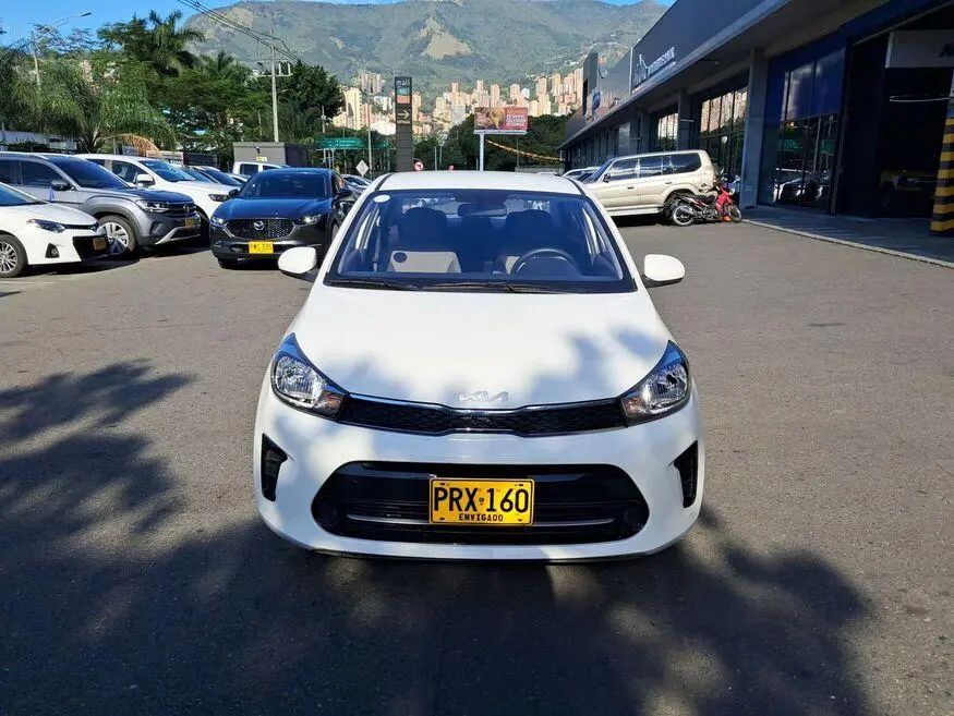 Automóvil Kia SOLUTO 2026 — imagen 7 de 12