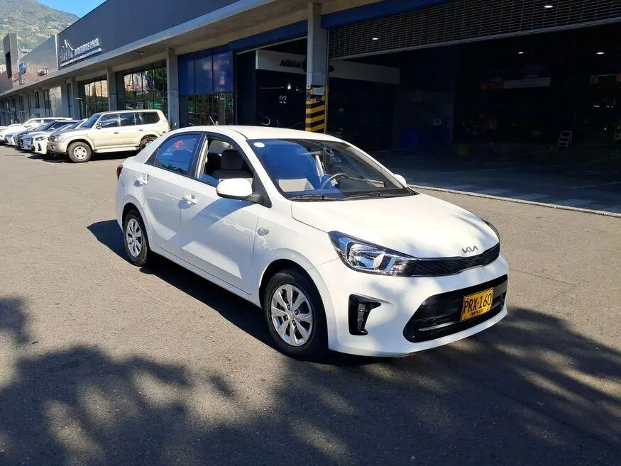 Automóvil Kia SOLUTO 2026 — imagen 11 de 12