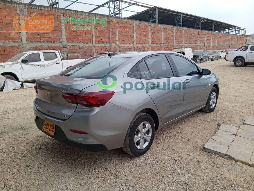 Automóvil Chevrolet Onix 2025 — imagen 9 de 12
