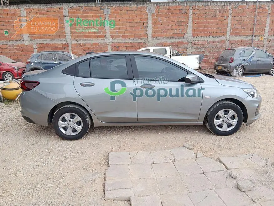Automóvil Chevrolet Onix 2025 — imagen 11 de 12