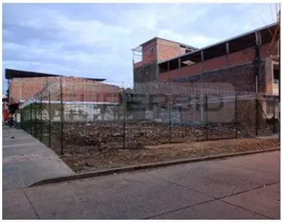 TERRENO URBANO LOTE MANZANA L DE 471 M2 UBIC.: TULUA — imagen 3 de 4