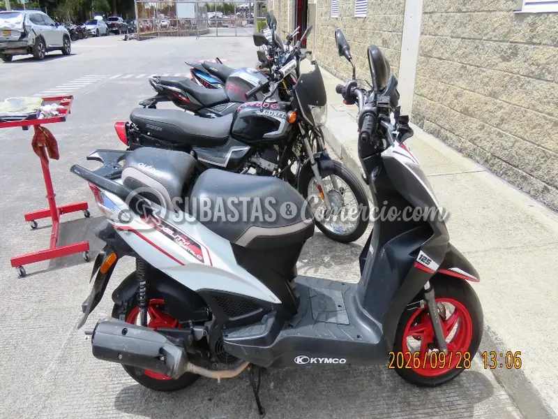 Salvamento Kymco Agility dgtl 125 3.0 - 2017 - 89E - Guarne(Antioquia) — imagen 4 de 8