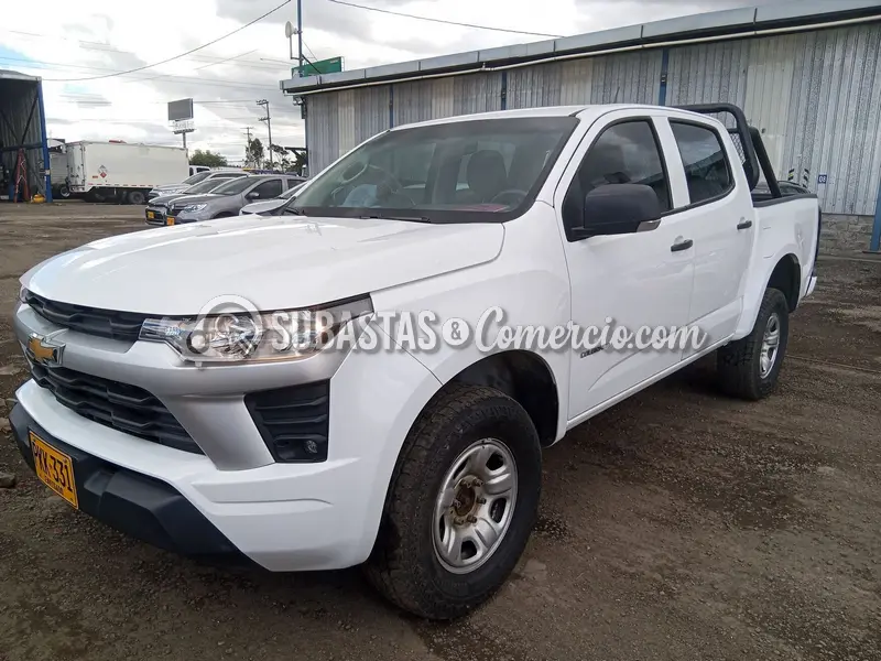 Chevrolet Colorado wt ls 4x4 mt - 2025 - 331 - Bogotá — imagen 7 de 8
