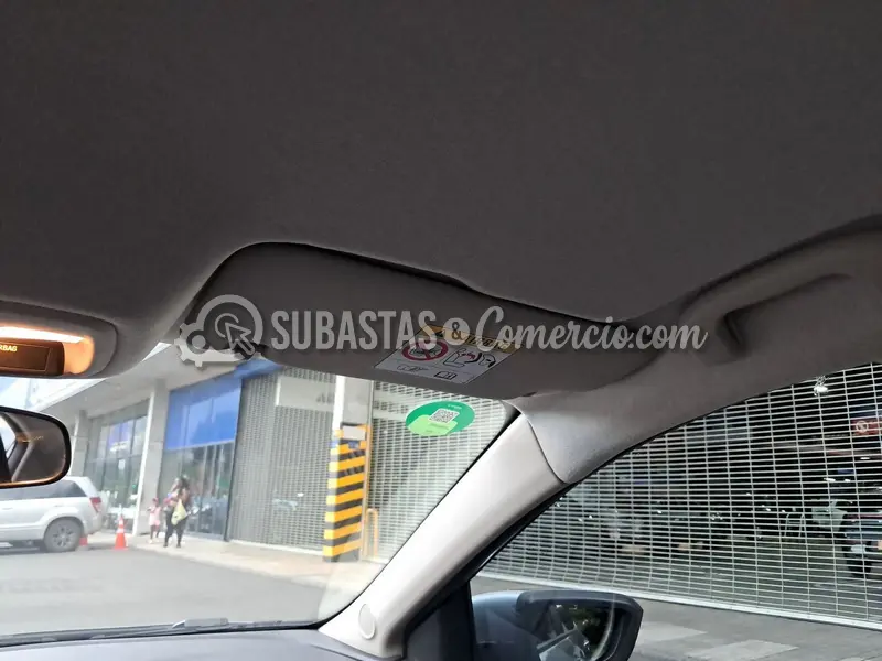 Chevrolet Onix nb lt turbo at - 2025 - 123 - Medellín — imagen 4 de 8