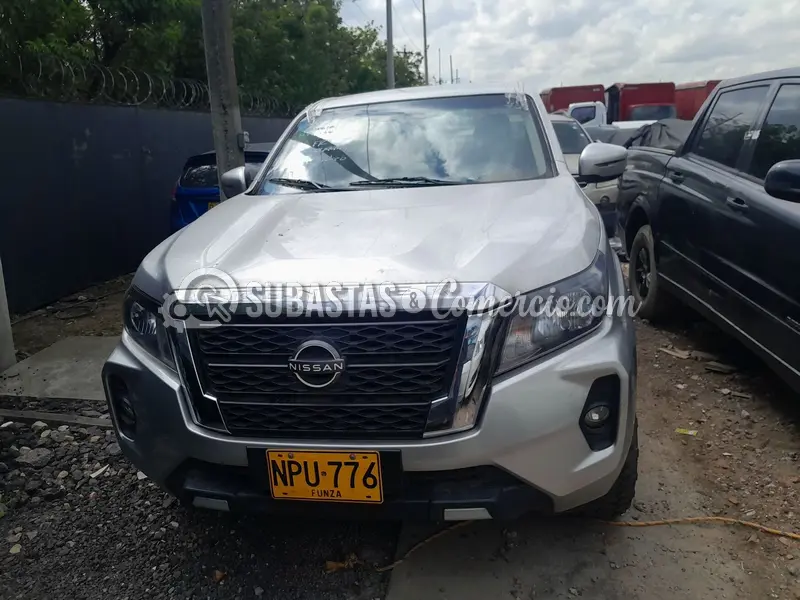 Nissan Frontier 2.3l t.diesel dc — imagen 6 de 8
