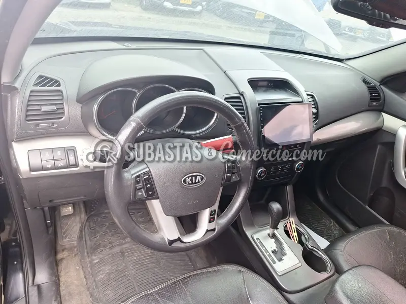 Kia Sorento xm 3.5 gasolina automática 4x4 - 2012 - 978 - Bogotá — imagen 2 de 8