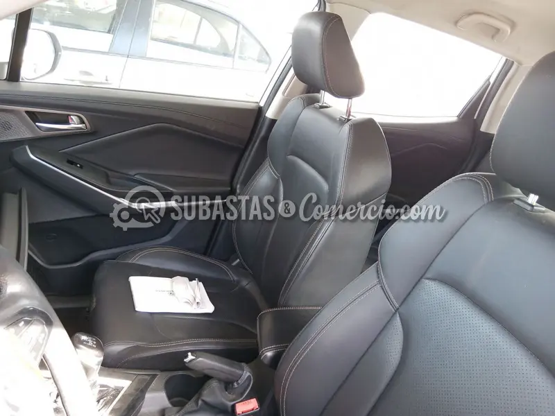 Changan Cs15 pro luxury 1.5l - 2023 - 297 - Barranquilla — imagen 4 de 8