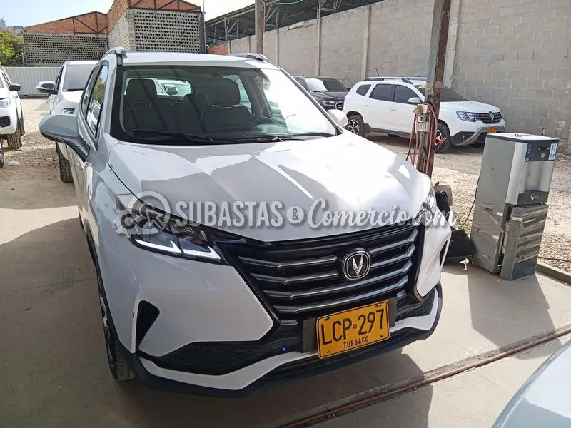 Changan Cs15 pro luxury 1.5l - 2023 - 297 - Barranquilla — imagen 6 de 8