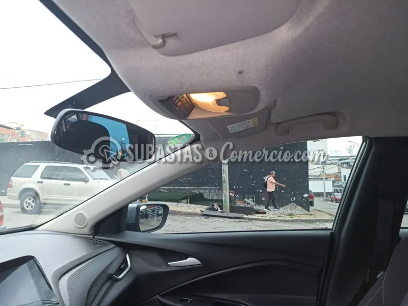 Chevrolet Onix nb lt turbo at - 2025 - 573 - Bucaramanga — imagen 3 de 8