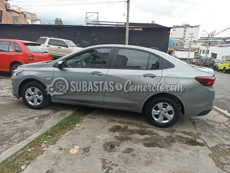Chevrolet Onix nb lt turbo at - 2025 - 573 - Bucaramanga — imagen 8 de 8