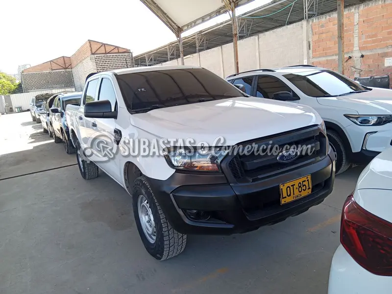 Ford Ranger xl 3.2l diesel 4x4 - 2023 - 851 - Barranquilla — imagen 6 de 8
