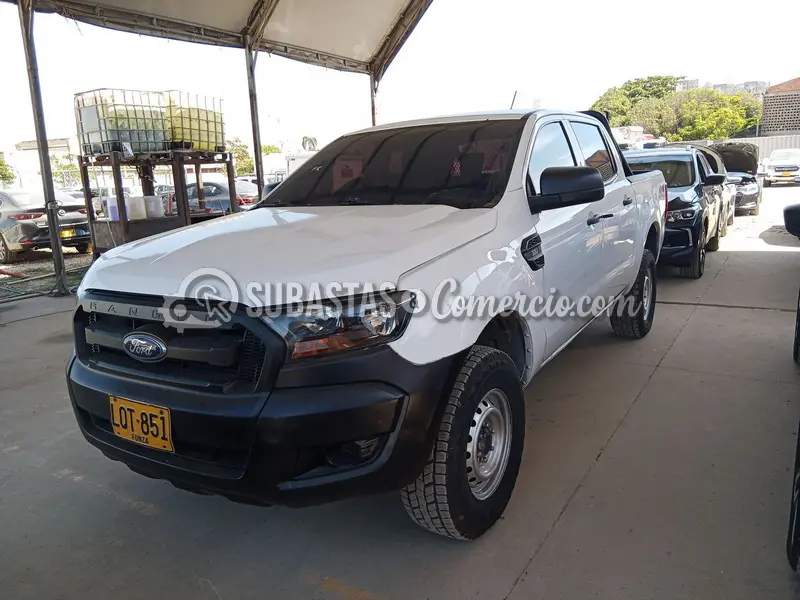 Ford Ranger xl 3.2l diesel 4x4 - 2023 - 851 - Barranquilla — imagen 7 de 8