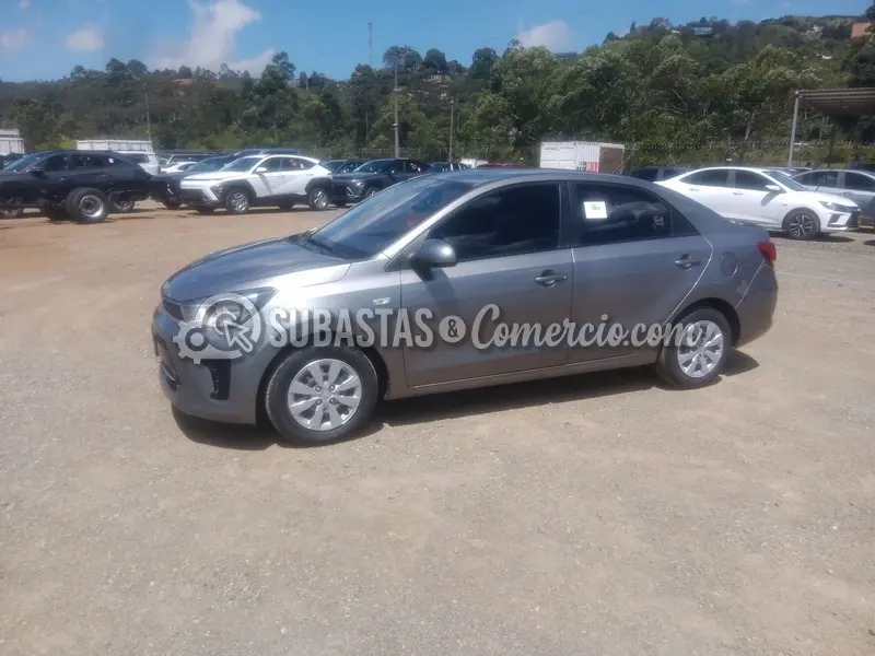 Kia Soluto emotion mt - 2026 - 750 - Caldas — imagen 7 de 8