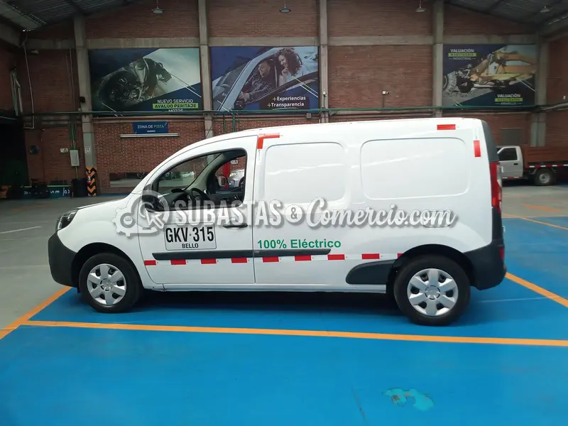 Renault Kangoo ze maxi (eléctrica) 44 kw - 2020 - 315 - Bogotá — imagen 8 de 8