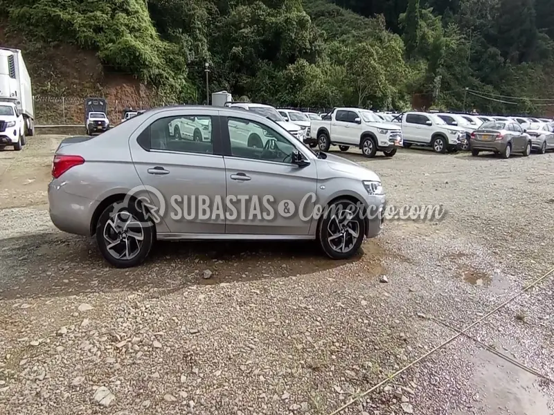 Citroën C-elysée shine at 1.6 - 2024 - 944 - Caldas — imagen 5 de 8