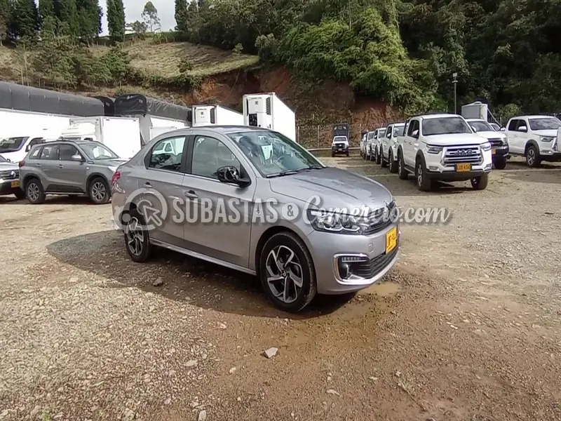 Citroën C-elysée shine at 1.6 - 2024 - 944 - Caldas — imagen 6 de 8