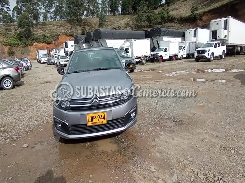 Citroën C-elysée shine at 1.6 - 2024 - 944 - Caldas — imagen 7 de 8