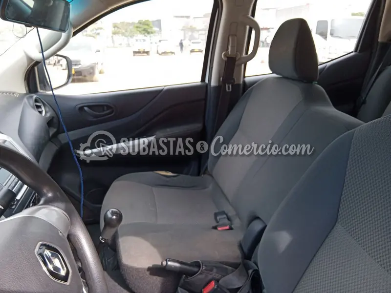Renault Alaskan cargo - 2023 - 692 - Barranquilla — imagen 3 de 8
