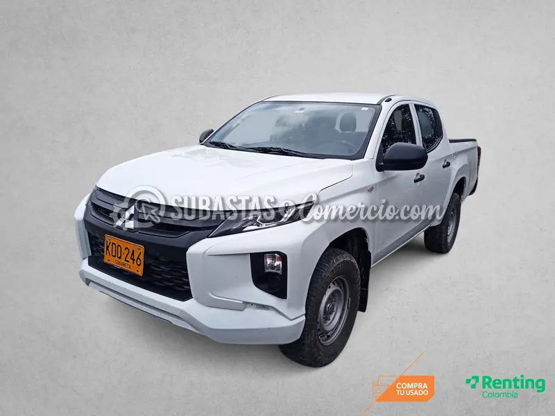 Mitsubishi L200 glx 2.5 diesel 4x4 dc mt - 2022 - 246 - Cali