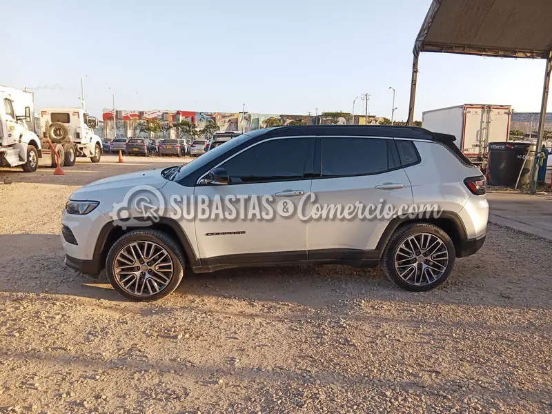 Jeep Compass 1.3 limited plus - 2025 - 408 - Barranquilla — imagen 8 de 8