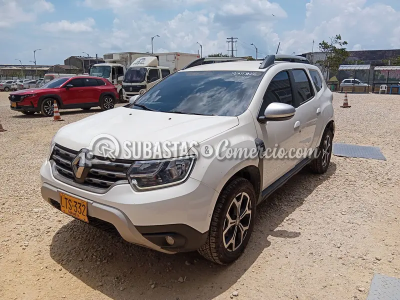 Renault Duster iconic 1.3t 4x4 mt - 2024 - 332 - Barranquilla — imagen 7 de 8