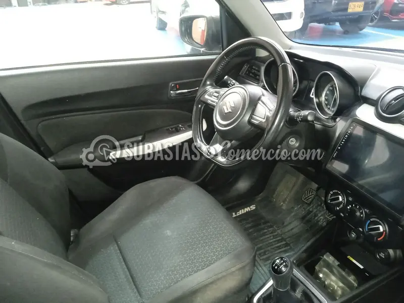 Suzuki New swift 1.2 hybrid - 2022 - 962 - Bogotá — imagen 3 de 8