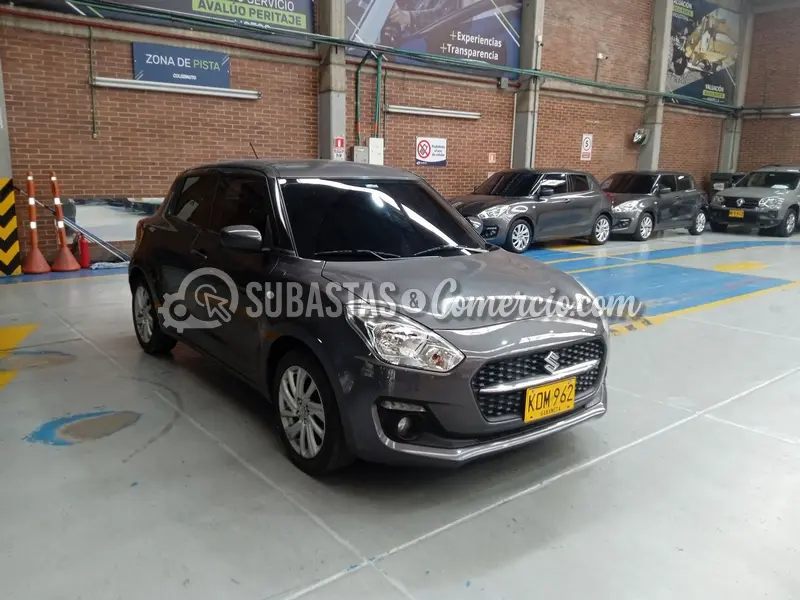 Suzuki New swift 1.2 hybrid - 2022 - 962 - Bogotá — imagen 5 de 8