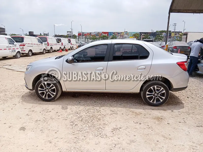 Renault Logan intens cvt ph2 - 2026 - 123 - Barranquilla — imagen 8 de 8