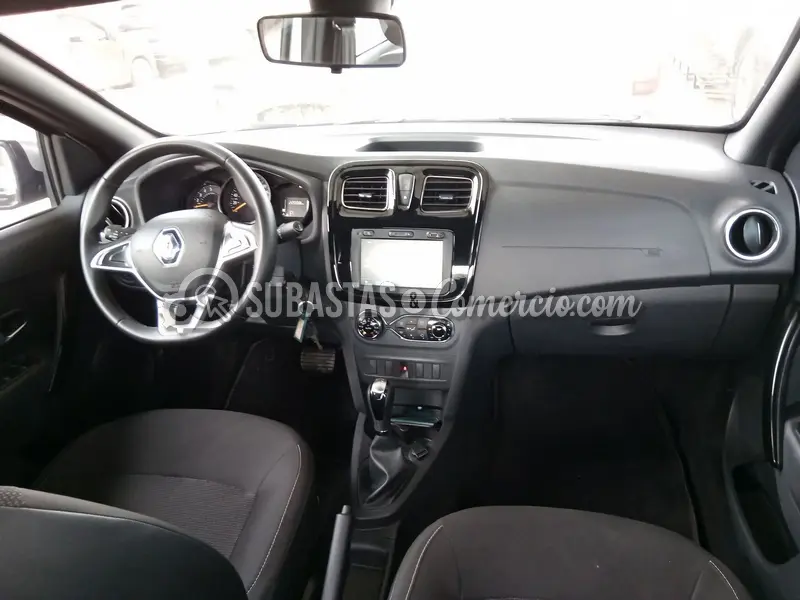 Renault Logan intens cvt ph2 - 2026 - 504 - Barranquilla — imagen 2 de 8
