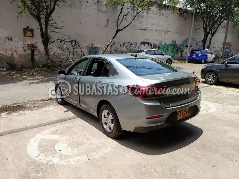 Chevrolet Onix nb lt turbo at - 2025 - 991 - Medellín — imagen 6 de 8