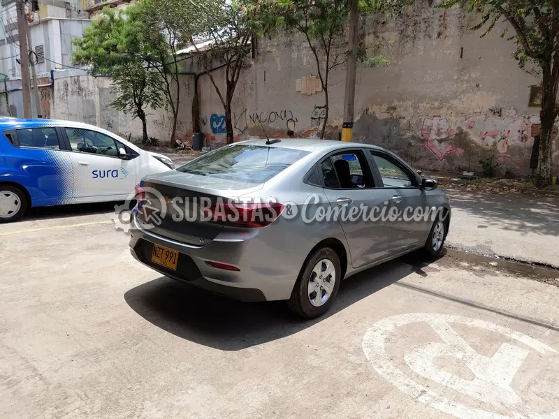 Chevrolet Onix nb lt turbo at - 2025 - 991 - Medellín — imagen 8 de 8