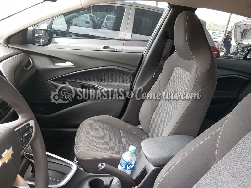 Chevrolet Onix nb lt turbo at - 2025 - 138 - Barranquilla — imagen 3 de 8
