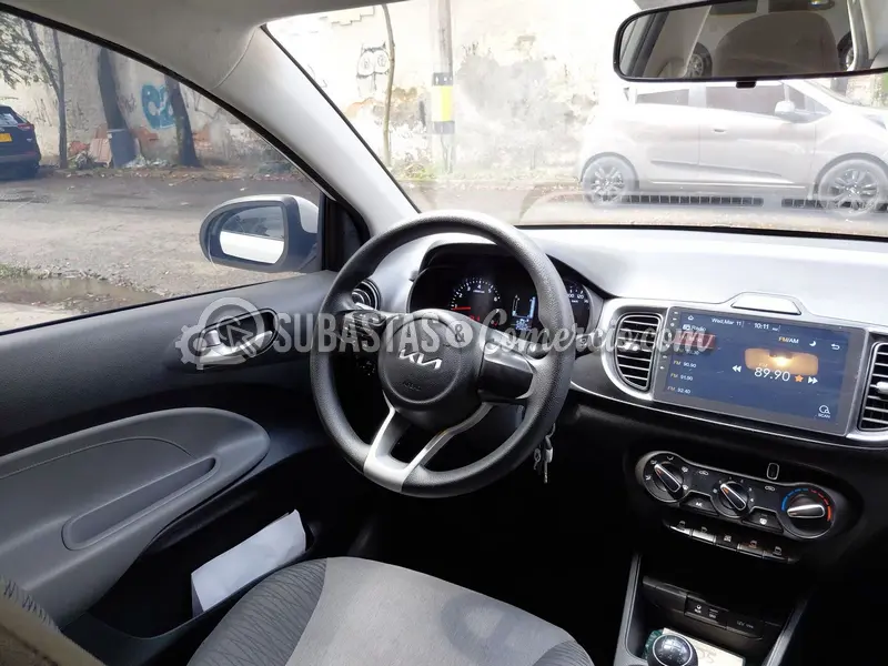 Kia Soluto emotion mt - 2025 - 332 - Caldas — imagen 2 de 8