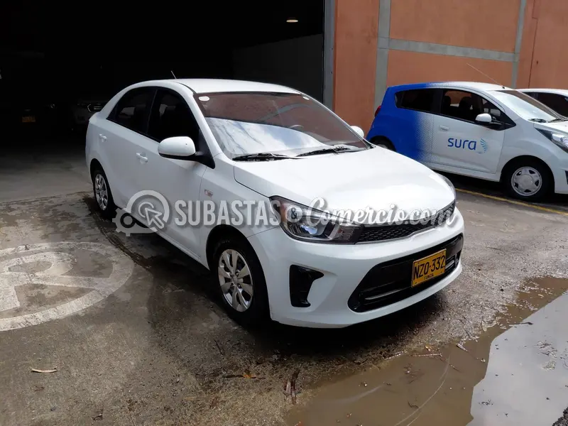 Kia Soluto emotion mt - 2025 - 332 - Caldas — imagen 5 de 8
