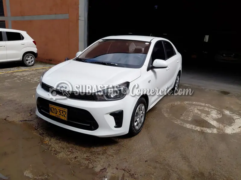 Kia Soluto emotion mt - 2025 - 332 - Caldas — imagen 7 de 8