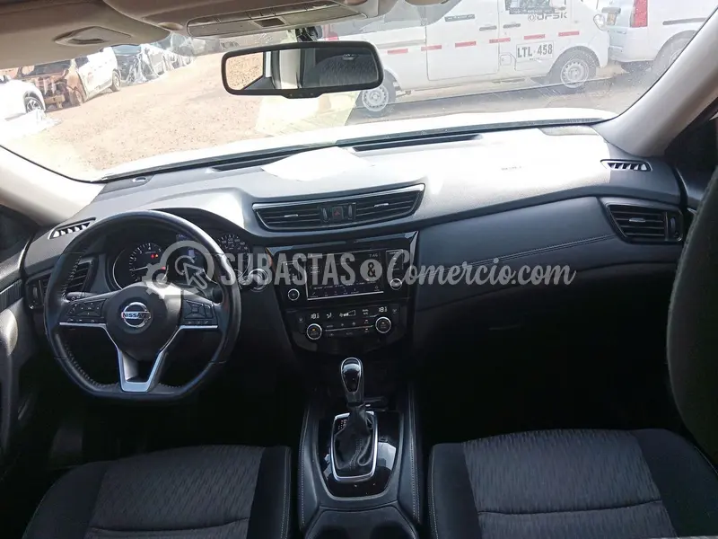 Nissan New x-trail advance 2.5l 2wd aut cvt connect - 2022 - 025 - Bar — imagen 2 de 8