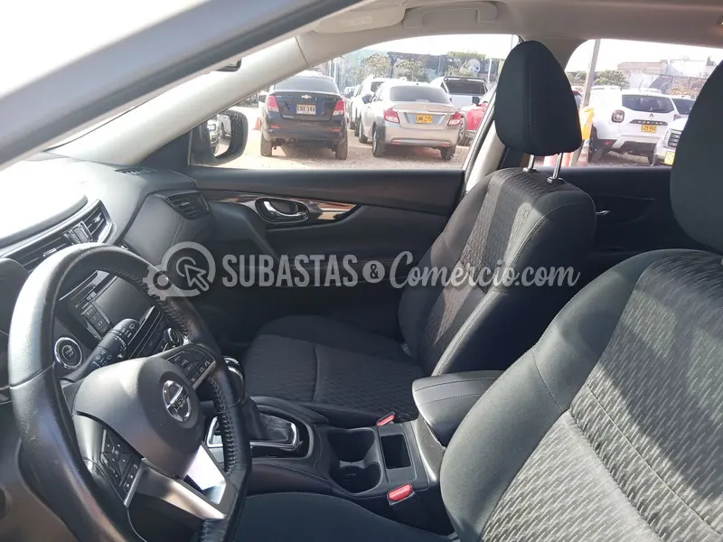 Nissan New x-trail advance 2.5l 2wd aut cvt connect - 2022 - 025 - Bar — imagen 3 de 8