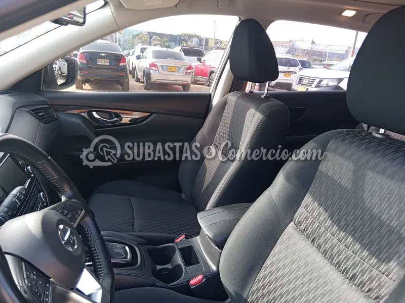 Nissan New x-trail advance 2.5l 2wd aut cvt connect - 2022 - 025 - Bar — imagen 4 de 8