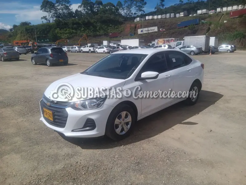 Chevrolet Onix nb lt turbo mt - 2025 - 502 - Caldas — imagen 7 de 8